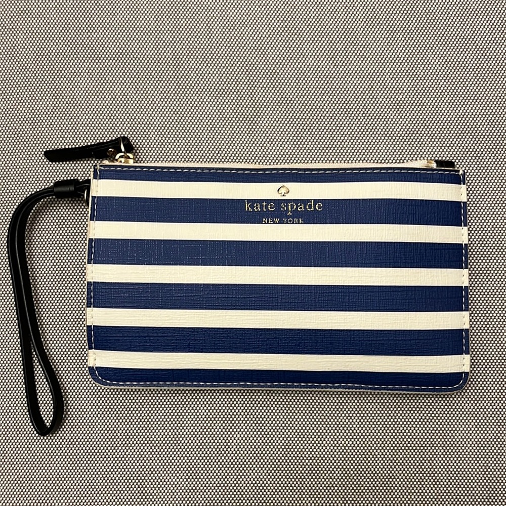 COPY - Kate Spade Wristlet